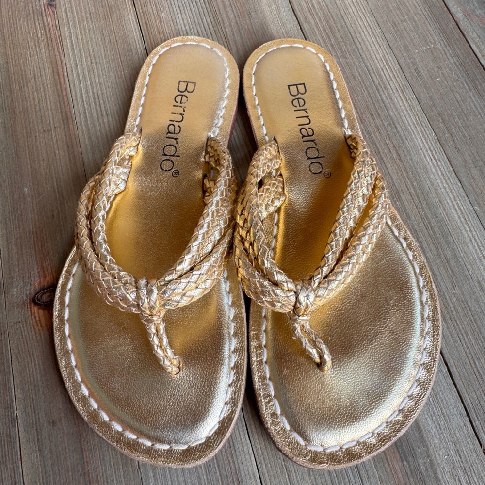 Bernardo Miami Gold Metallic Braided Leather Thong Sandals Flat Size 6M